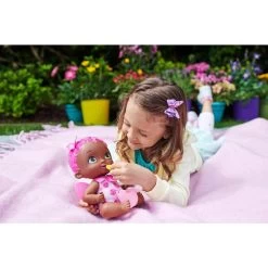 MATTEL Poupon My Garden Baby : Bébé Papillon Fraise Se Régale -Merci tys p4 FULL 309