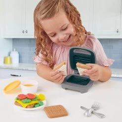 Coffret Play-Doh Kitchen Creations : Croque-monsieur -Merci tys p4 FULL 698