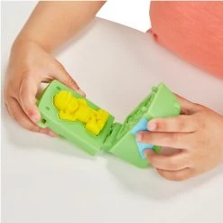 Hasbro Coffret Pâte à Modeler Play-Doh Wheels : Camion Poubelle 10 Hasbro Coffret Pâte à Modeler Play-Doh Wheels : Camion Poubelle -Merci tys p5 FULL 449