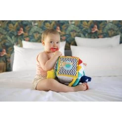 Boîte à Musique : Maxi Cube Sensoriel Sophie La Girafe -Merci tys p6 FULL 18